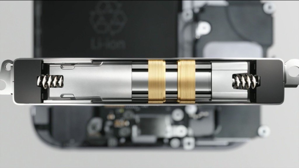 ▲當使用 3D Touch 時，機內也有一個專門的震動器提示用家。