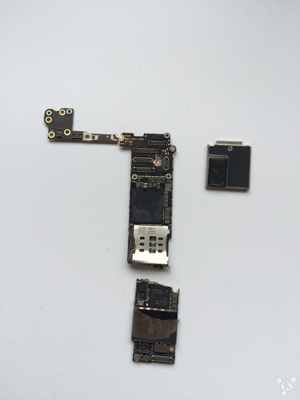 where-do-broken-iphone-goes_01