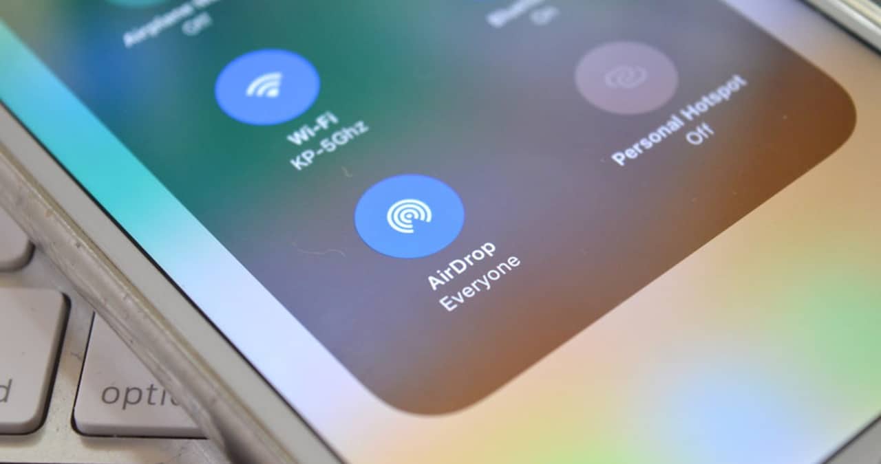 apple patent proximity and tap detection 00