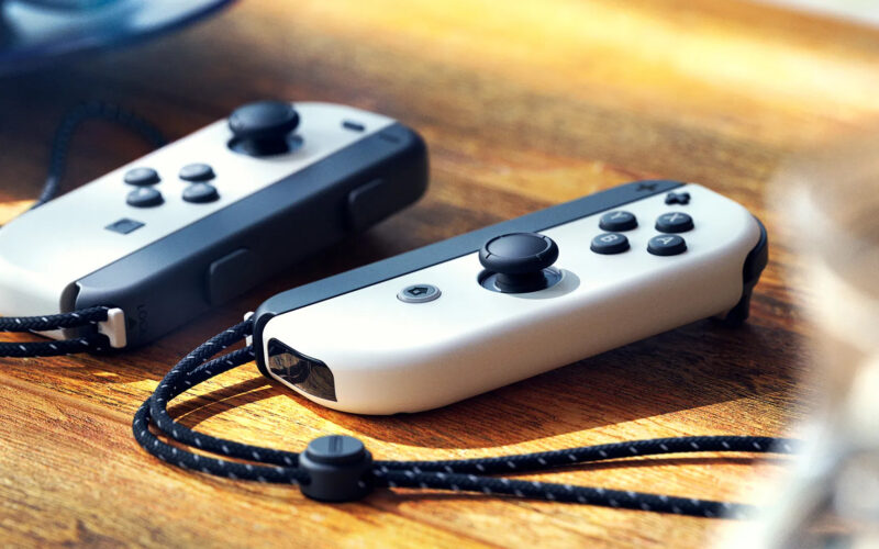 Nintendo Switch 6