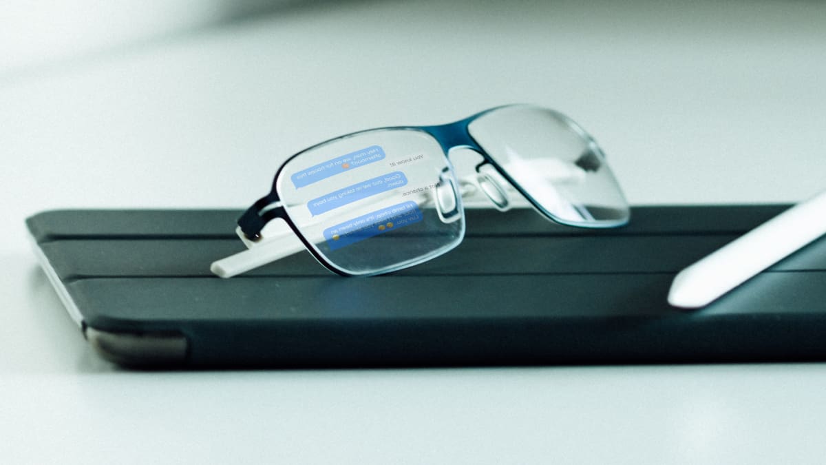 與 智能眼鏡 相關的圖片