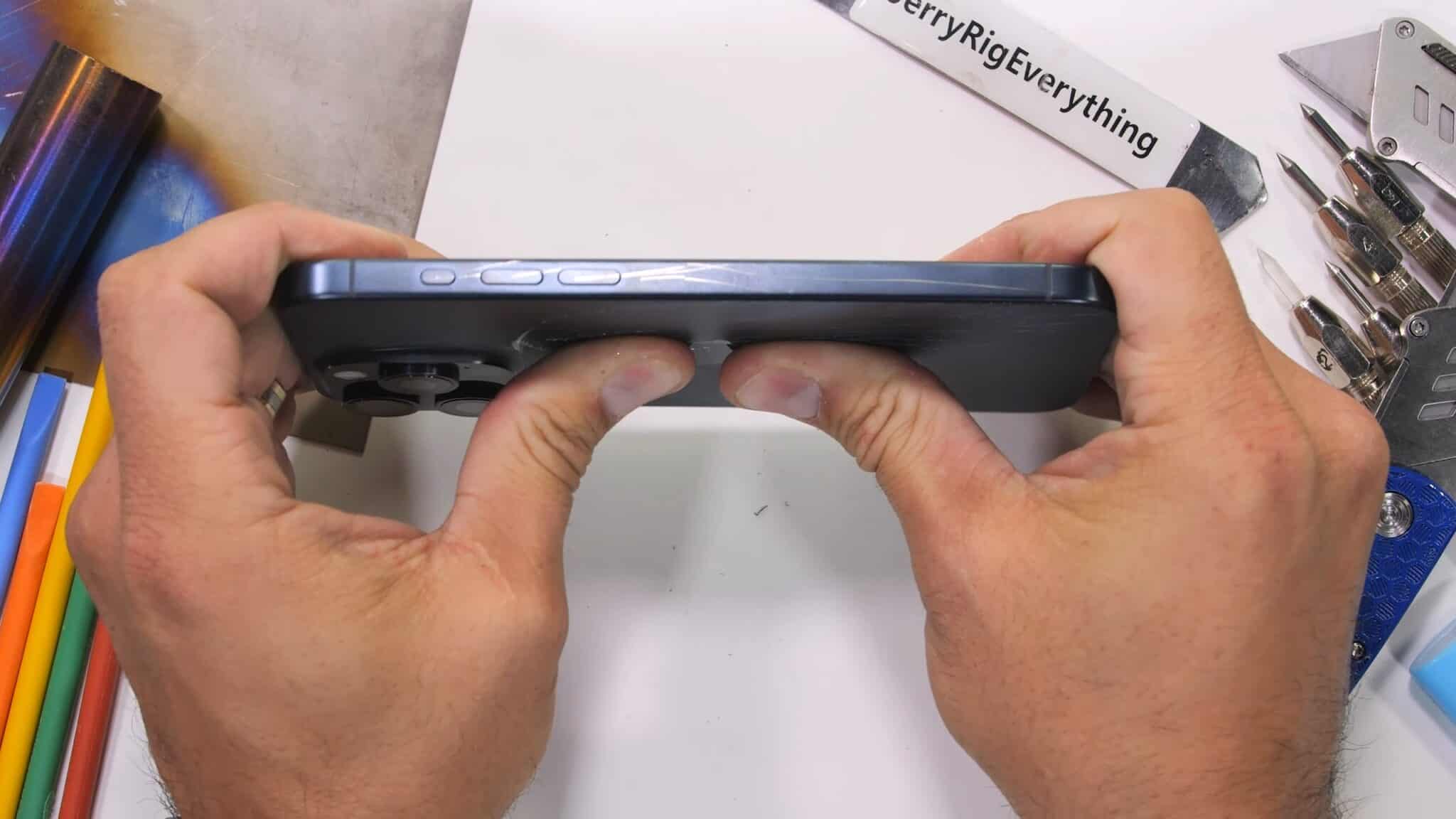 [情報] 美國權威測試 iPhone 15 Pro Max 玻璃是