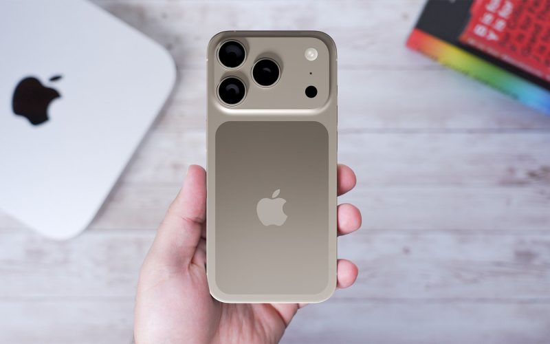 iPhone 17 Pro in Hand Feature Lowgo 1