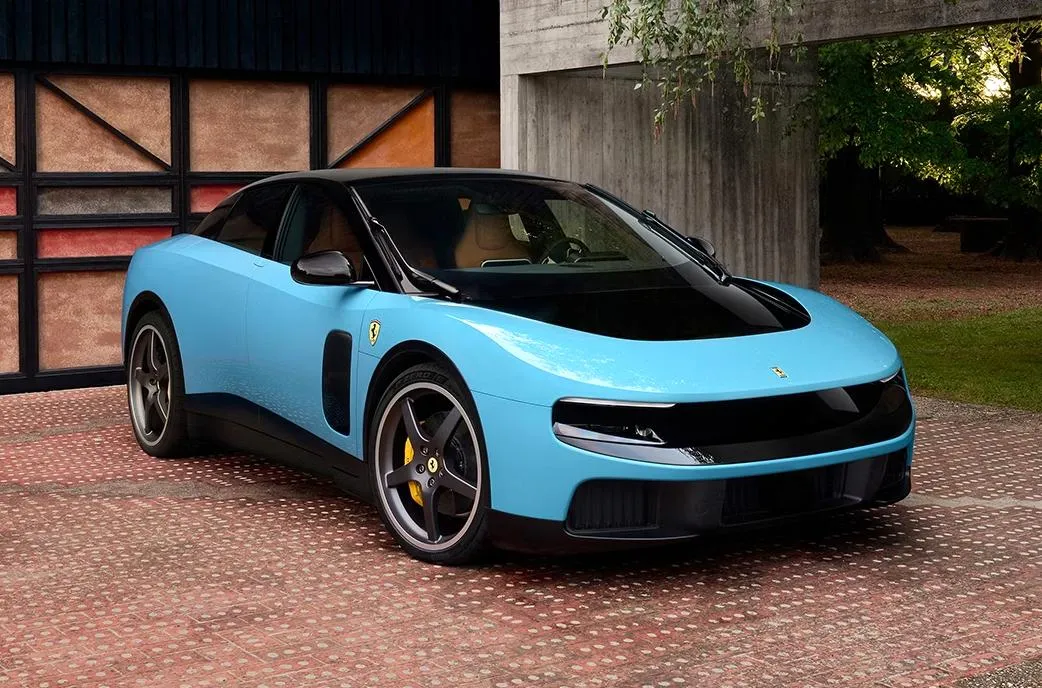 Ferrari 揭示首款電動車　Jony Ive 參與設計